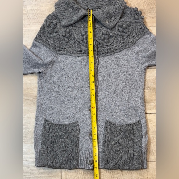 Anthropologie Sleeping On Snow Wool/Camel CablePom Cardigan Sweater Size Small - Picture 7 of 8